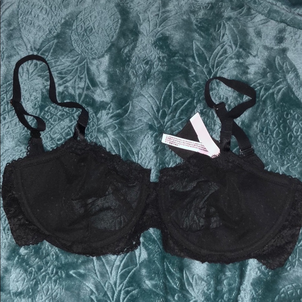 Victoria’s Secret bra